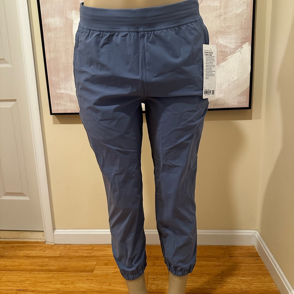 Lululemon State High-Rise Cropped Jogger